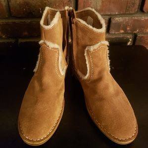 Ugg boots US size 6 nubuck half boot cowboy style